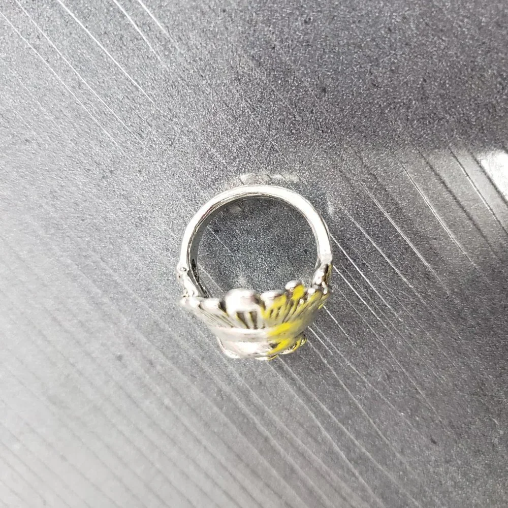 1/$10, 2/$15 -  Men's size 8.5 Silver-tone Skull Ring Fashion Jewelry